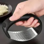Stainless Steel Ring Garlic Press - Image 9