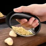 Stainless Steel Ring Garlic Press - Image 3